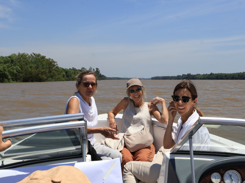 Actividades en el Delta en Bahías del Paraná, navegación en el delta